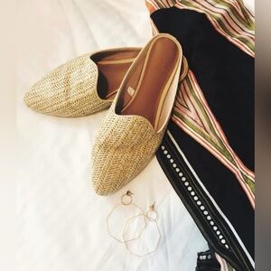 Universal Thread Violet Woven Backless Mules